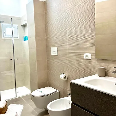 Via Dante Luxury Daire Bari